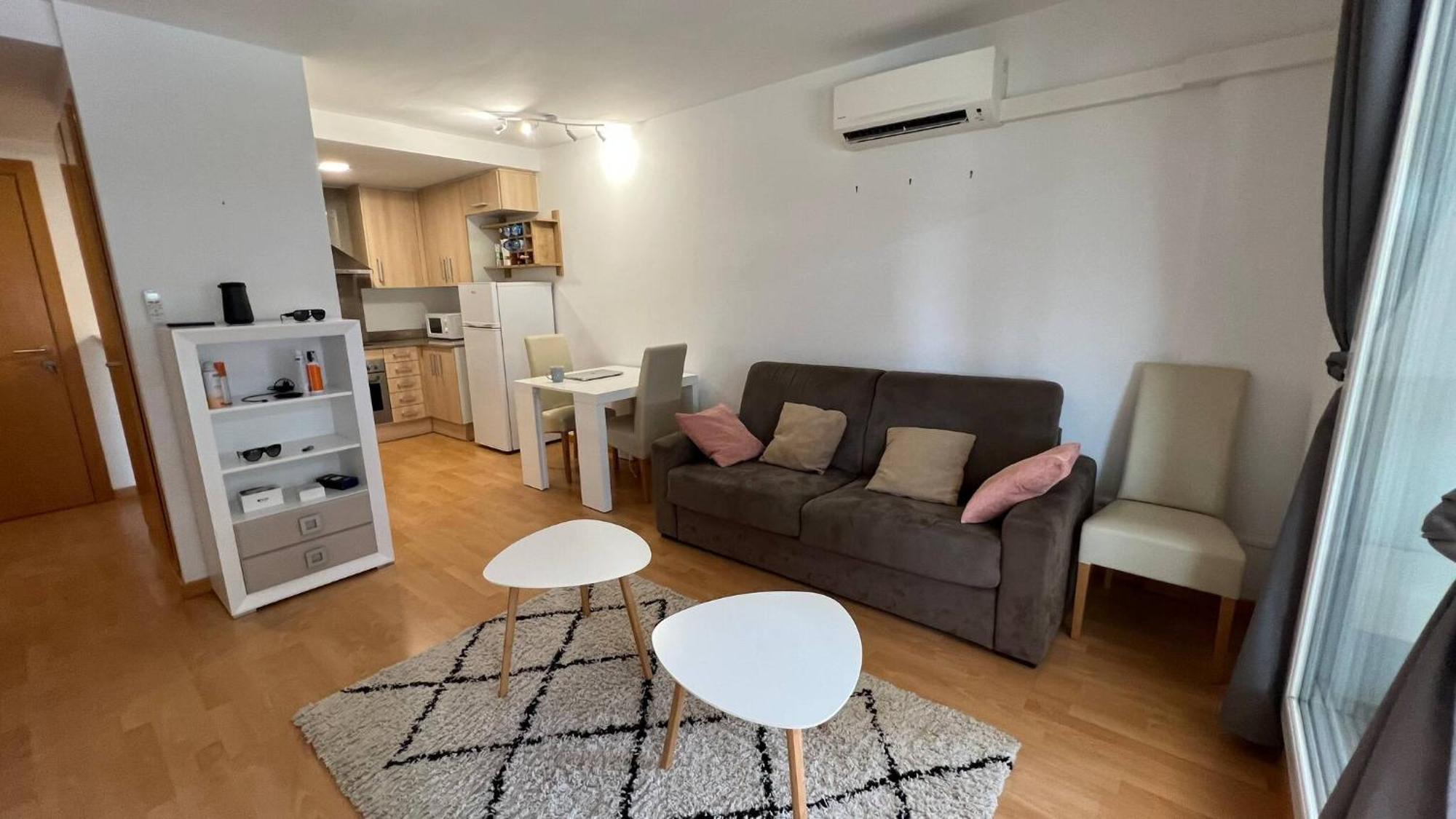 Bonito Apartamento Con Parking Y Piscina En Roses Av-53 Esterno foto